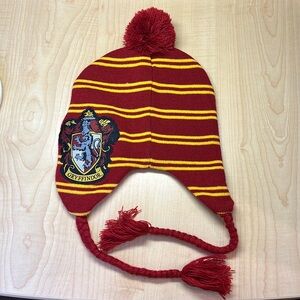 NWT Harry Potter Gryffindor Hat